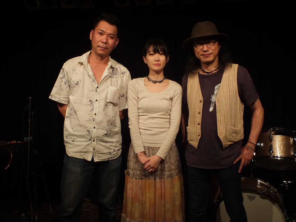 ライブスケジュール＆予約 - Back in Town